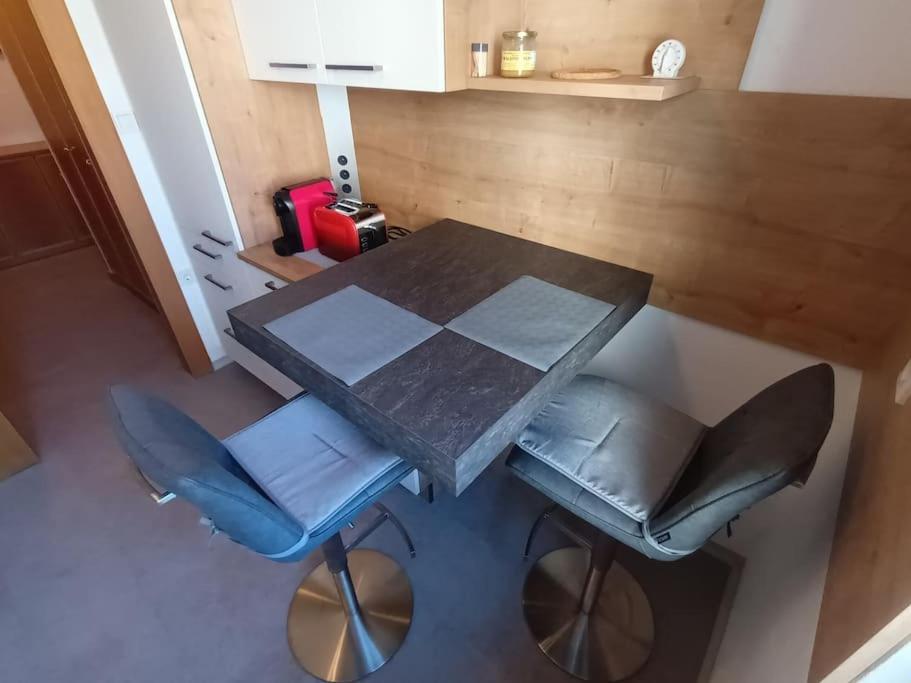 Modernes Apartment In Wien Ngoại thất bức ảnh